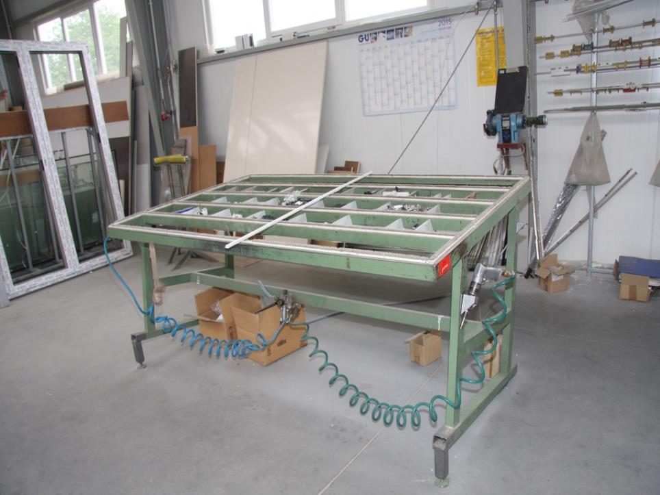 Used Table for installation of window fittings for Sale (Auction Premium) | NetBid Industrial Auctions